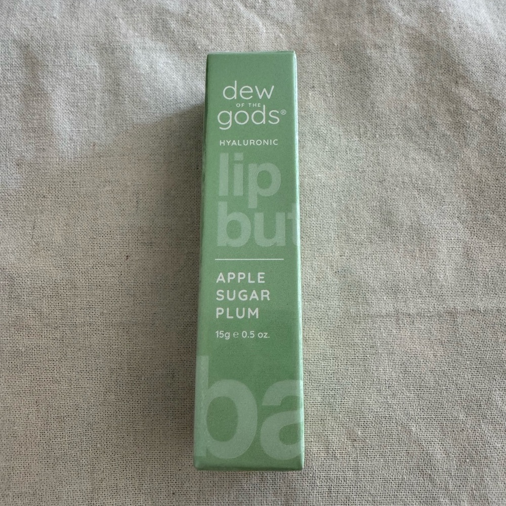 DEW OF THE GODS Hyaluronic Lip Butter - Apple Sugar Plum